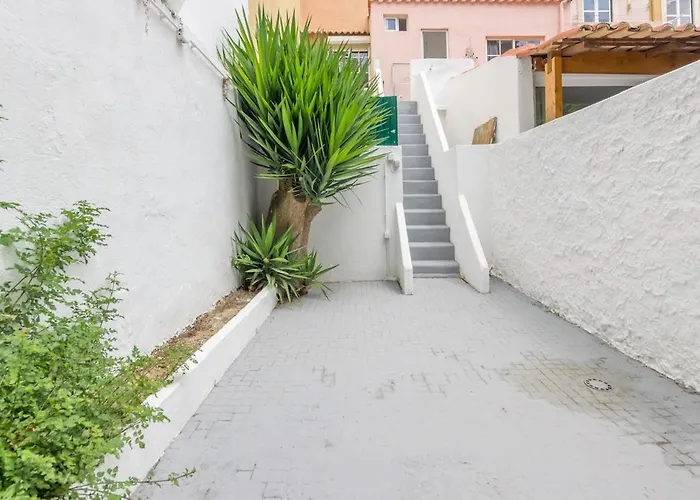 Sweet Secret Garden At Com Estacionamento شقة